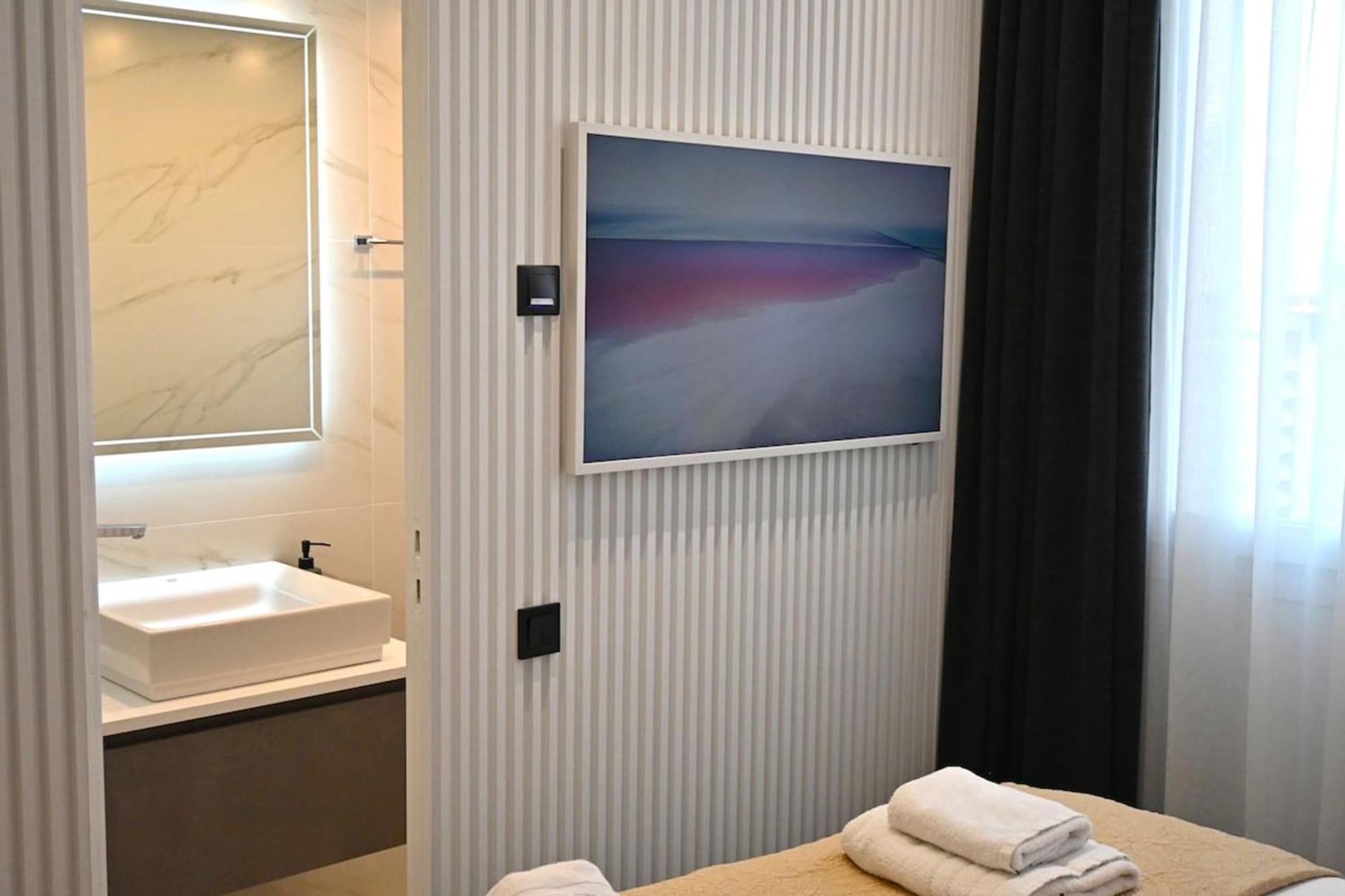 Milos 513 Plaka - Monastiraki By Superhost Hub Athens Luaran gambar